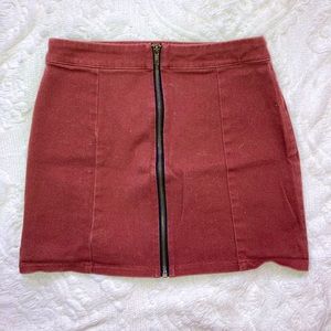 💋 Maroon Zip Up Skirt 💋